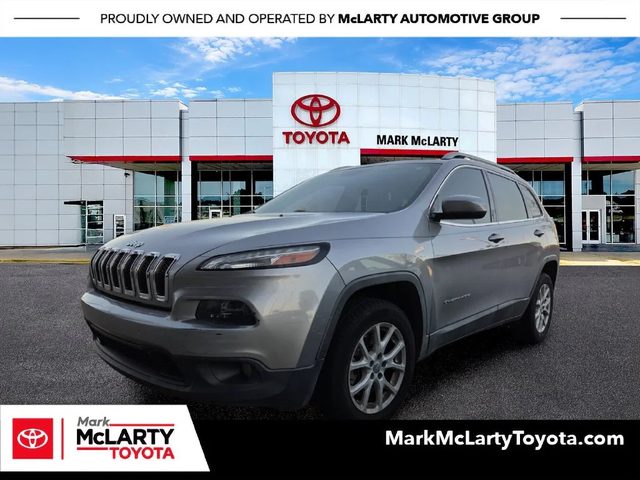 2018 Jeep Cherokee Latitude Plus FWD photo