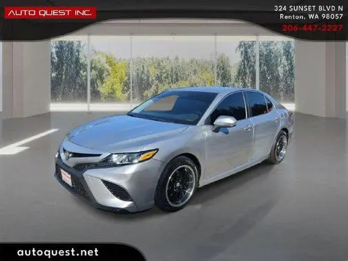 2018 Toyota Camry SE FWD photo
