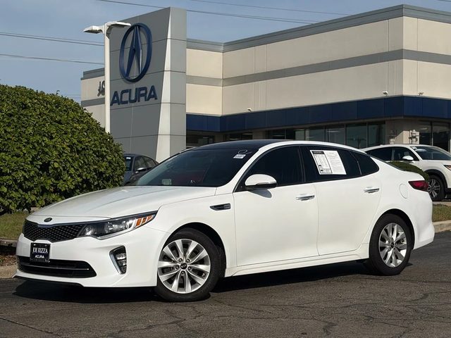 2018 Kia Optima S FWD photo