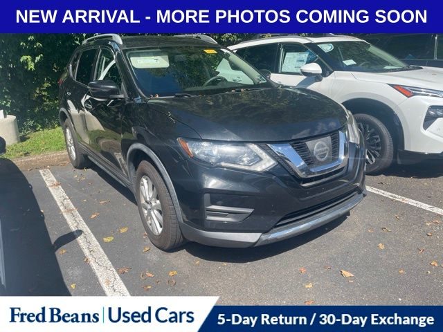 2017 Nissan Rogue SV AWD photo