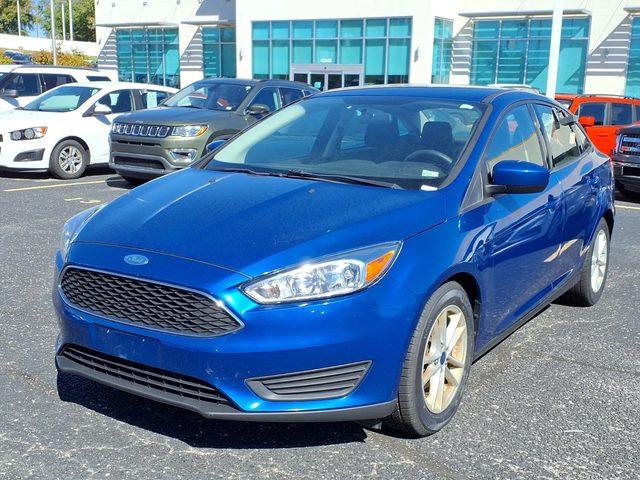 2018 Ford Focus SE FWD photo