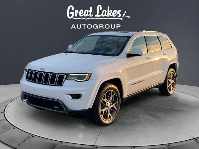 2018 Jeep Grand Cherokee Sterling Edition 4WD photo