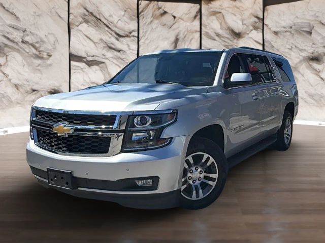 2017 Chevrolet Suburban LT 4WD photo