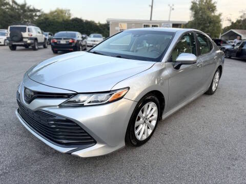2018 Toyota Camry LE FWD photo