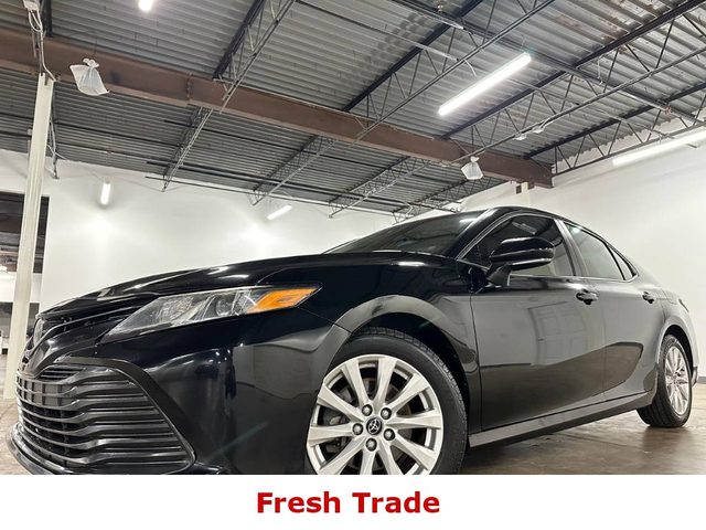 2018 Toyota Camry LE FWD photo
