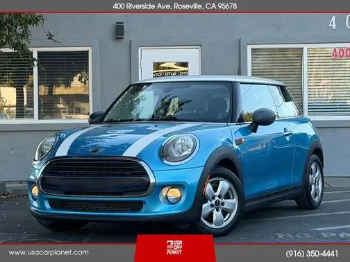 2018 MINI Hardtop 2 Door Cooper FWD photo