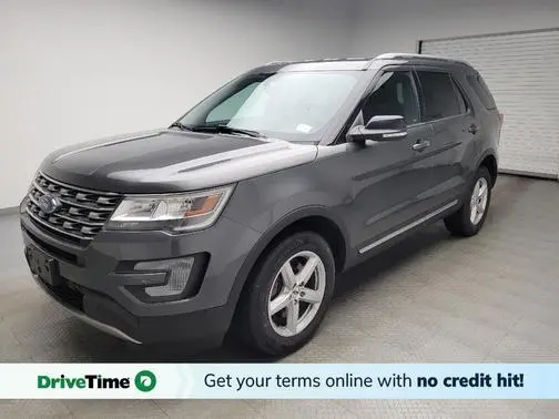 2017 Ford Explorer XLT 4WD photo