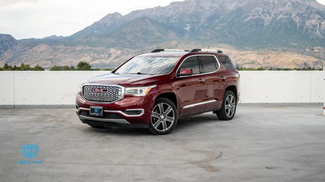 2018 GMC Acadia Denali FWD photo