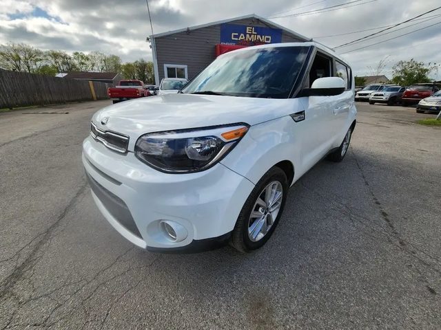 2017 Kia Soul + FWD photo