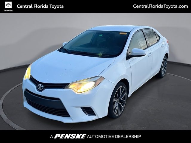 2015 Toyota Corolla LE FWD photo
