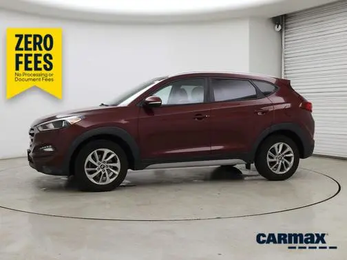2017 Hyundai Tucson SE Plus AWD photo