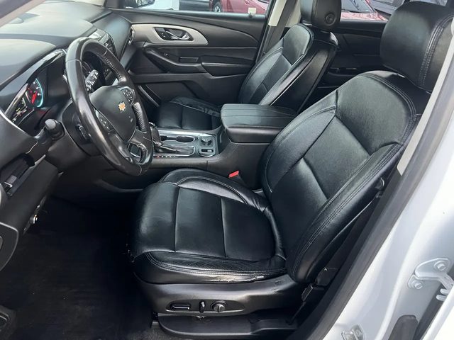 2018 Chevrolet Traverse LT Cloth FWD photo
