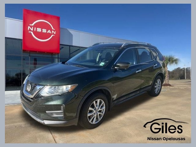 2018 Nissan Rogue SV FWD photo