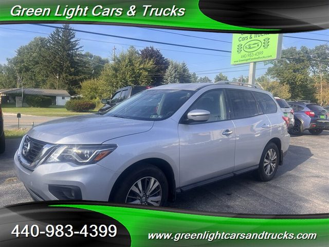2018 Nissan Pathfinder S 4WD photo