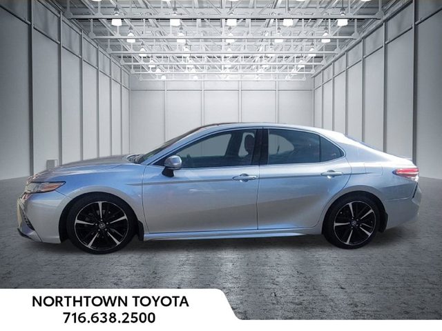 2018 Toyota Camry XSE V6 FWD photo