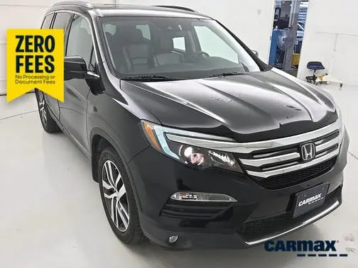 2017 Honda Pilot Touring AWD photo