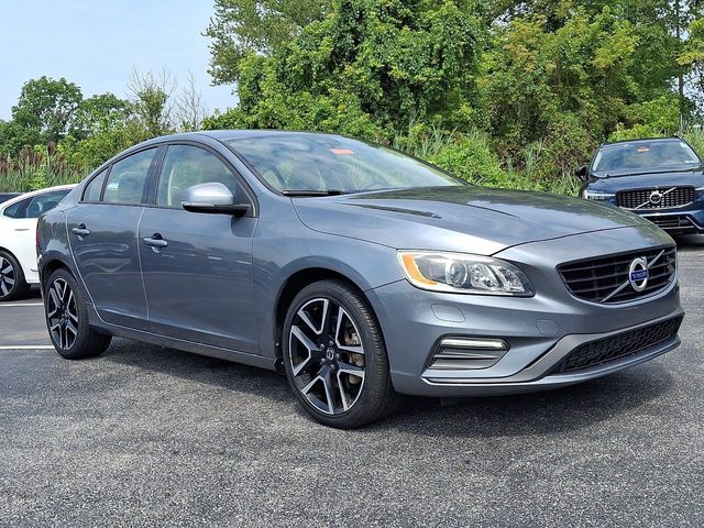 2018 Volvo S60 Dynamic AWD photo
