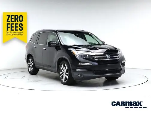 2017 Honda Pilot Touring FWD photo