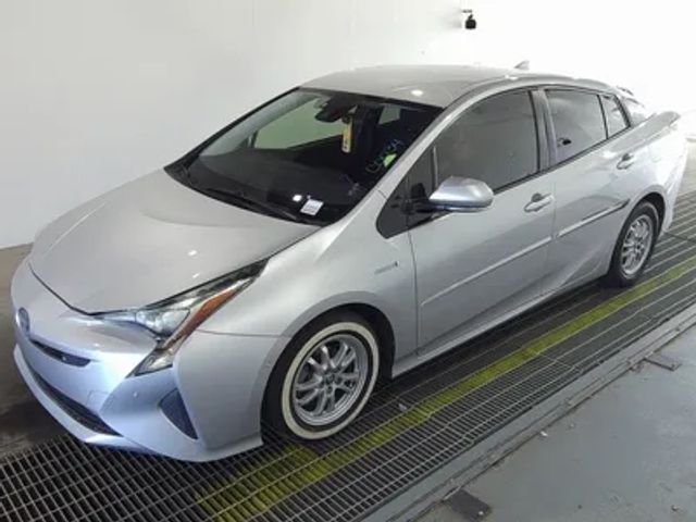 2017 Toyota Prius Two FWD photo