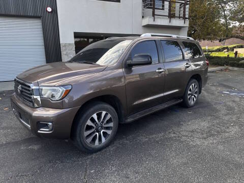 2018 Toyota Sequoia Limited 4WD photo