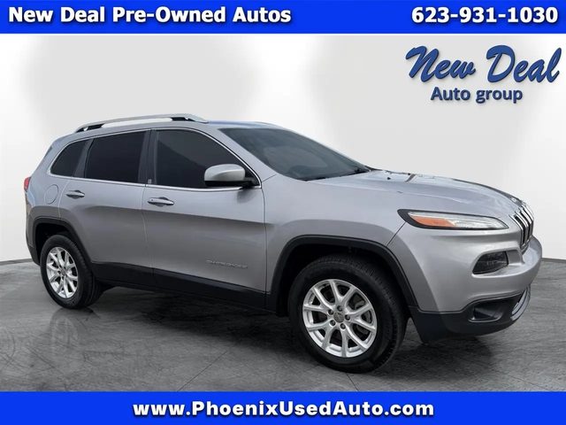 2018 Jeep Cherokee Latitude Plus FWD photo