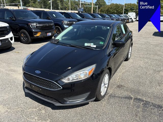 2018 Ford Focus SE FWD photo