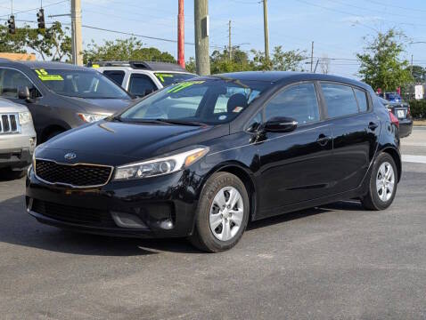 2017 Kia Forte LX FWD photo