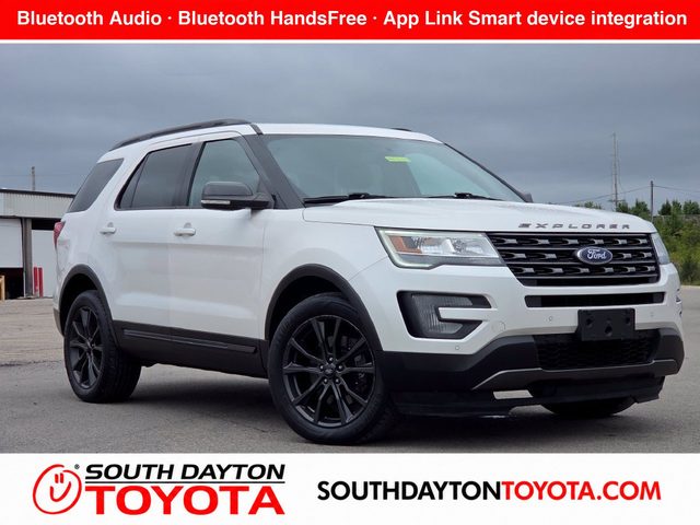 2017 Ford Explorer XLT 4WD photo