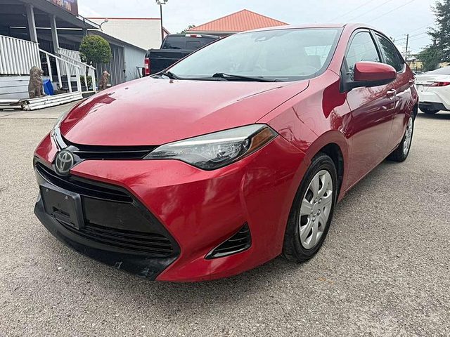 2018 Toyota Corolla LE FWD photo