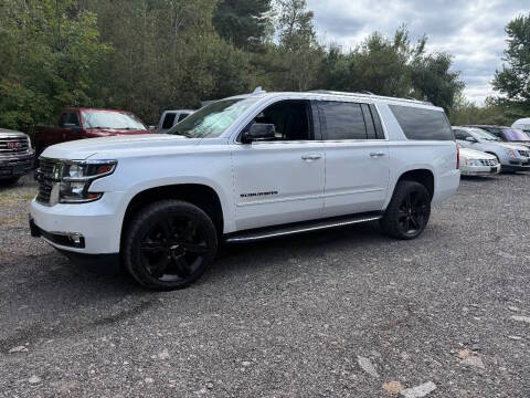 2018 Chevrolet Suburban Premier 4WD photo