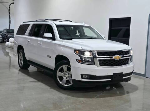 2018 Chevrolet Suburban LT RWD photo