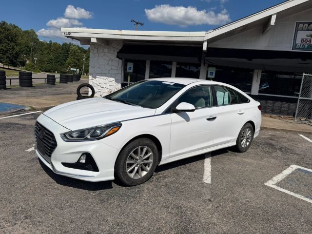 2018 Hyundai Sonata SE FWD photo