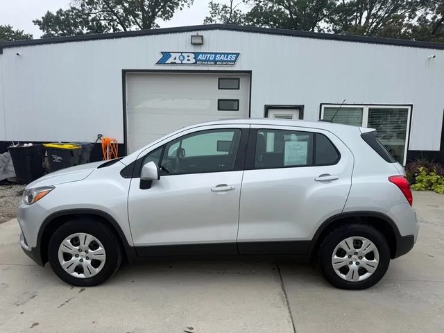 2018 Chevrolet Trax LS FWD photo
