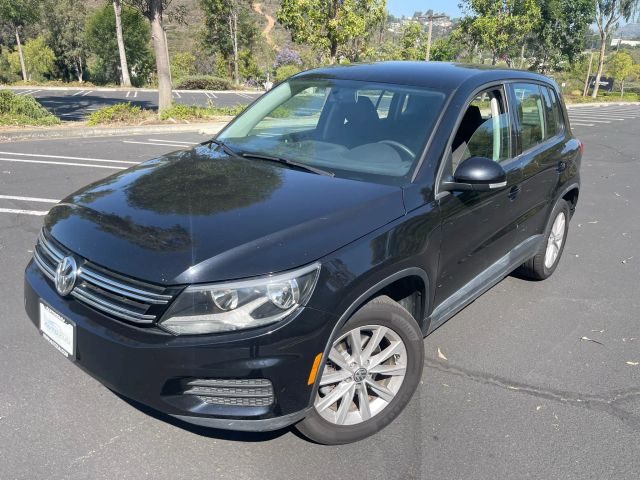2017 Volkswagen Tiguan FWD photo