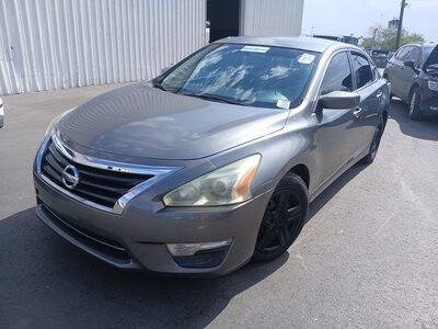 2015 Nissan Altima 2.5 S FWD photo