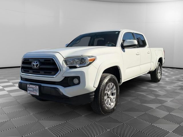 2017 Toyota Tacoma SR5 4WD photo