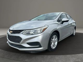 2018 Chevrolet Cruze LT FWD photo