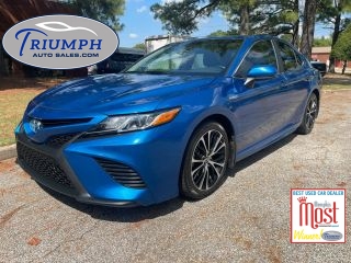 2018 Toyota Camry Hybrid SE FWD photo