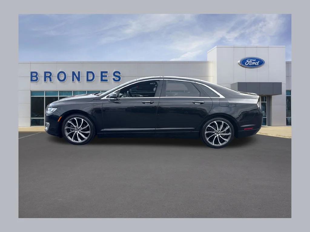 2018 Lincoln MKZ Reserve FWD photo