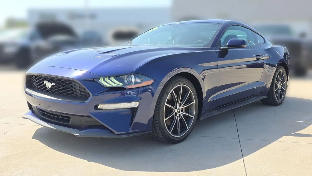 2018 Ford Mustang EcoBoost RWD photo