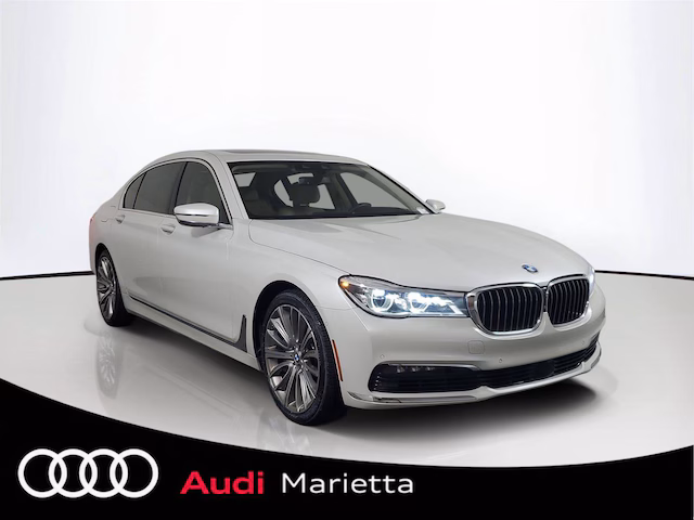 2018 BMW 7 Series 750i RWD photo