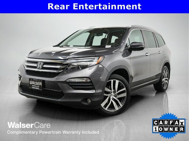 2017 Honda Pilot Touring AWD photo