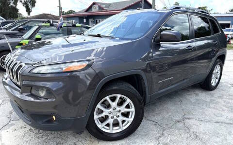 2018 Jeep Cherokee Latitude Plus 4WD photo