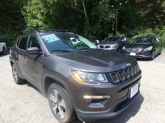 2018 Jeep Compass Latitude 4WD photo