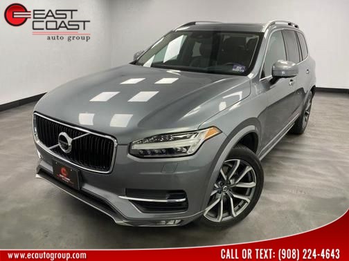 2017 Volvo XC90 Momentum AWD photo