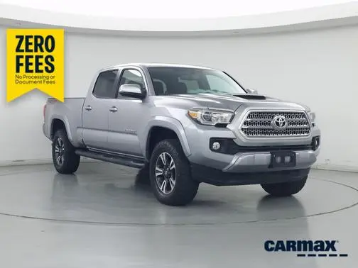 2017 Toyota Tacoma TRD Sport 4WD photo