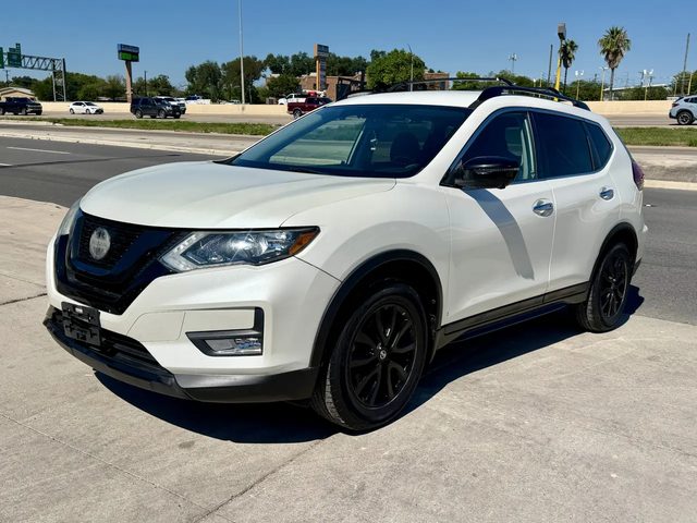 2018 Nissan Rogue SV FWD photo