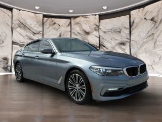 2018 BMW 5 Series 530i RWD photo