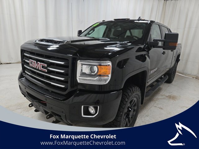 2018 GMC Sierra 2500HD SLT 4WD photo
