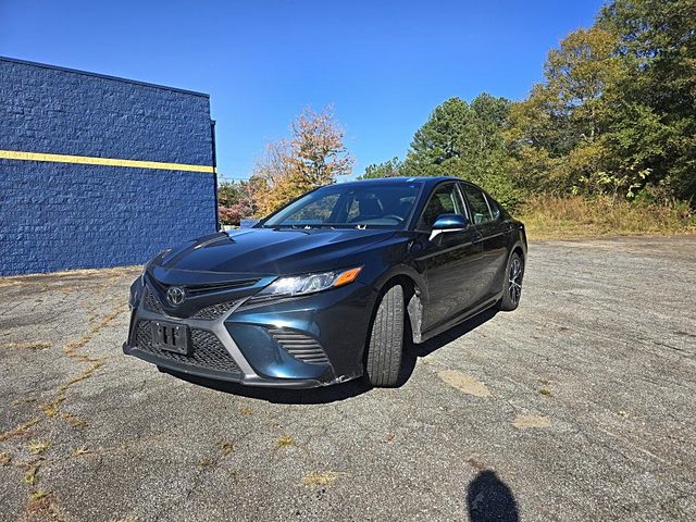 2018 Toyota Camry SE FWD photo